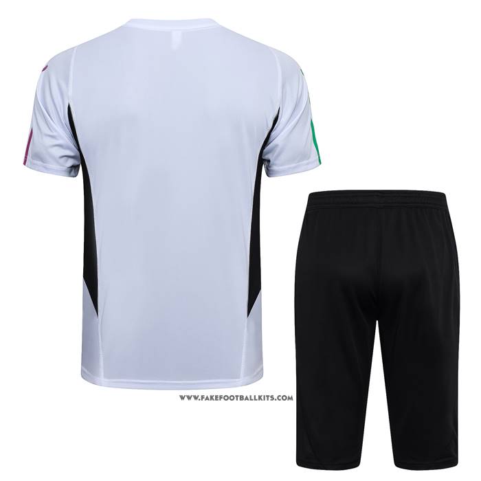 Tracksuit
 Bayern Munich Short Sleeve
 23/24 White
 - Shorts
